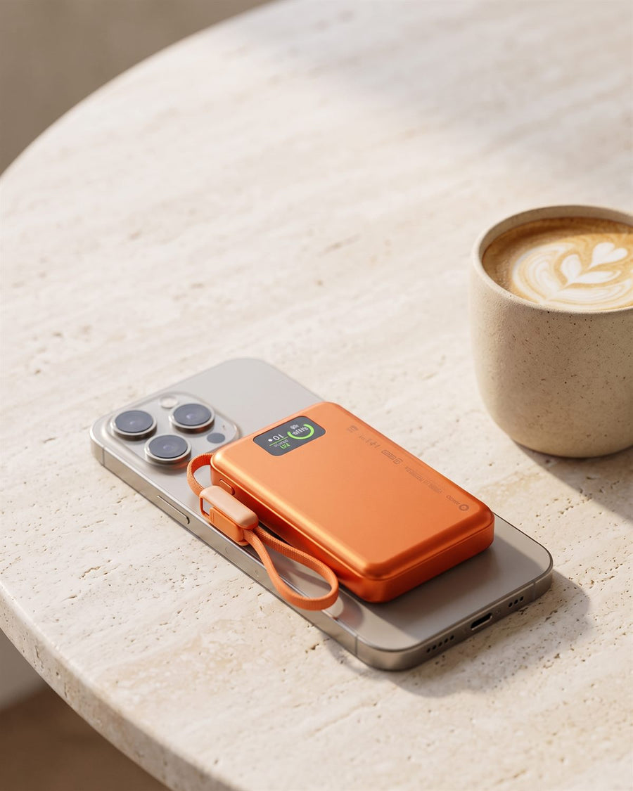 ARGO TFC10 Ultra magnetic power bank attached to an iPhone